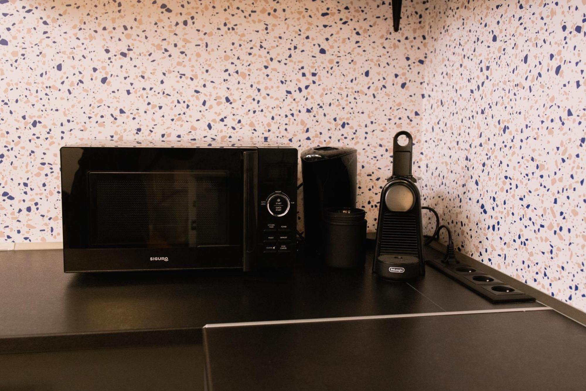 Krivoo Apartments I - Private Parking コシツェ エクステリア 写真