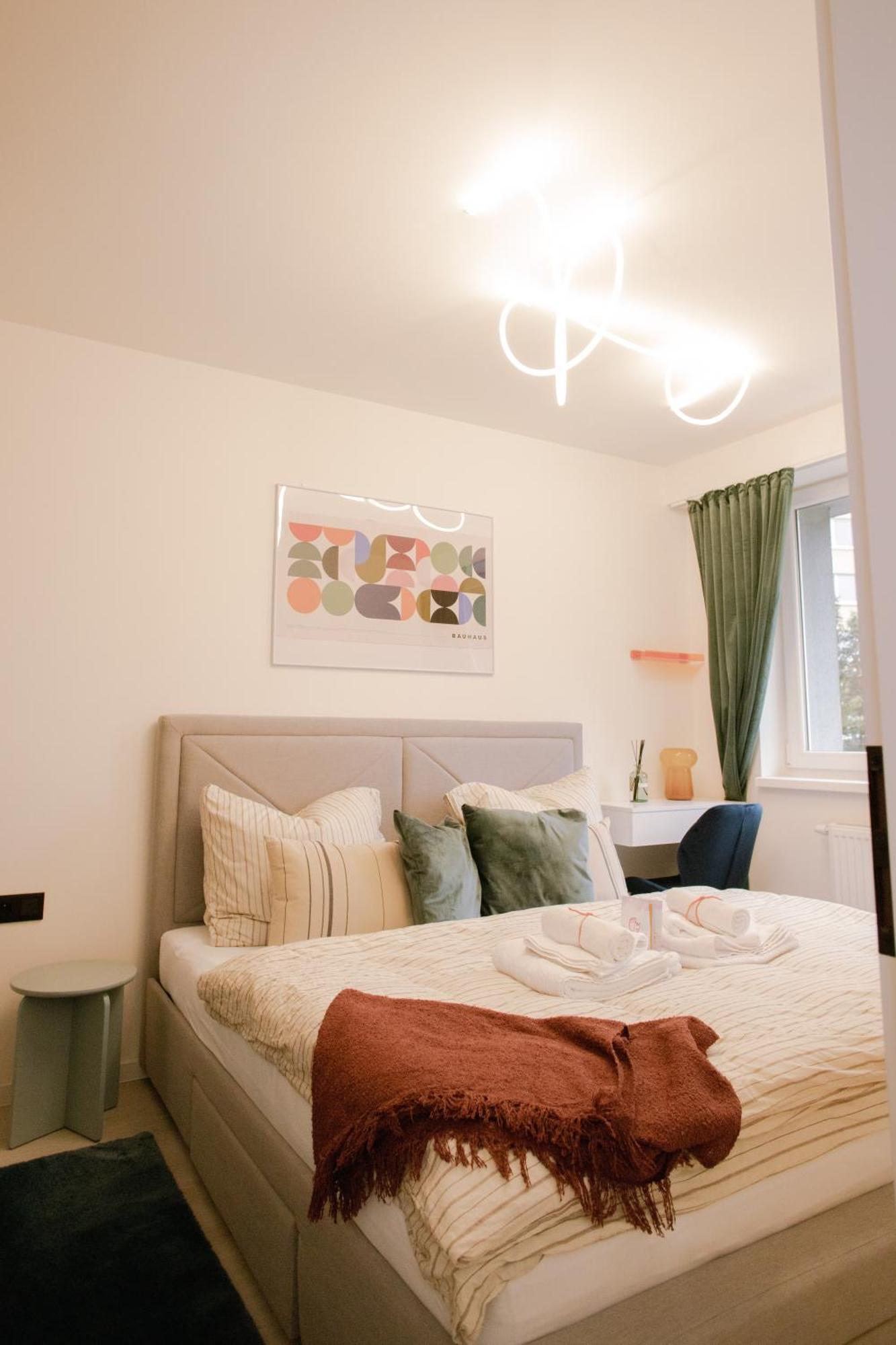 Krivoo Apartments I - Private Parking コシツェ エクステリア 写真